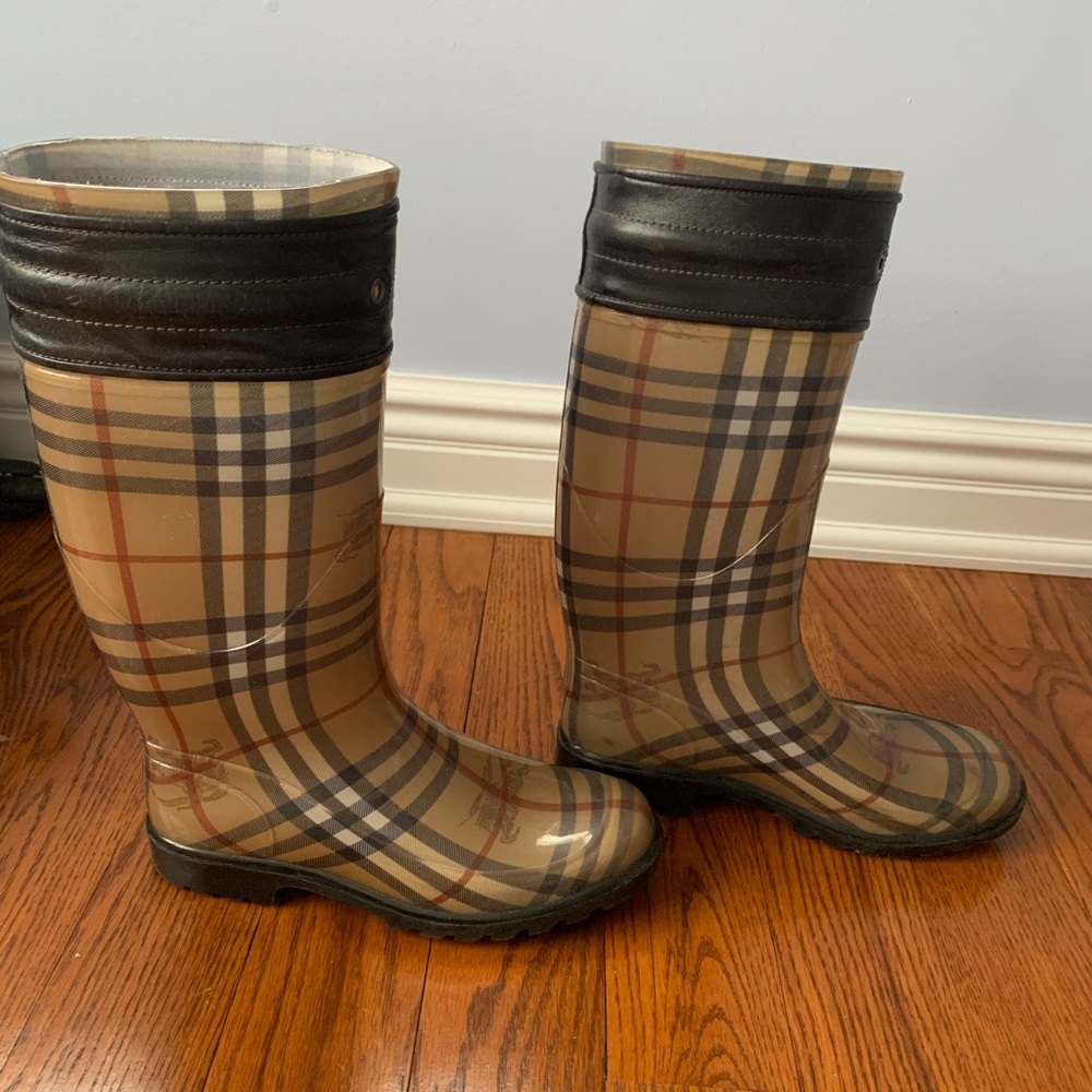 Burberry rain boots